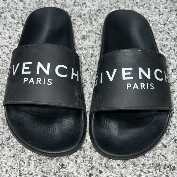 Givenchy Logo Slide 'Black' - Picture 2 of 6